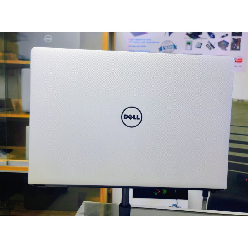 Dell Inspiron 5559 Core i7 6th Gen 8GB RAM 15.6" 4K Display