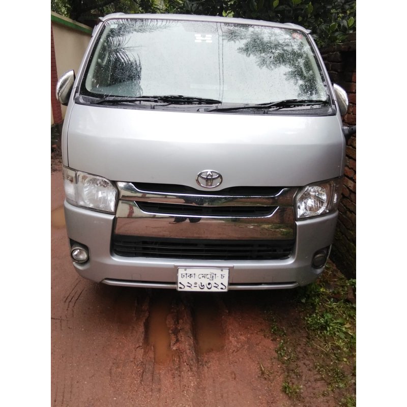 Toyota Hiace Super GL 2019