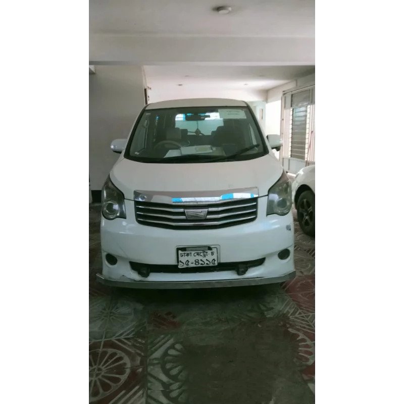 Toyota Noah X 2008