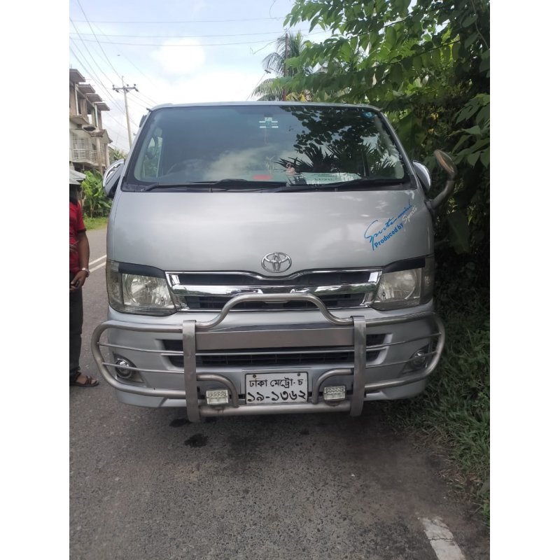 Toyota Hiace Super GL 2011