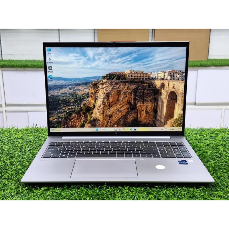 HP ZBook FireFly G10 Core i7 13th Gen NVIDIA RTX A500