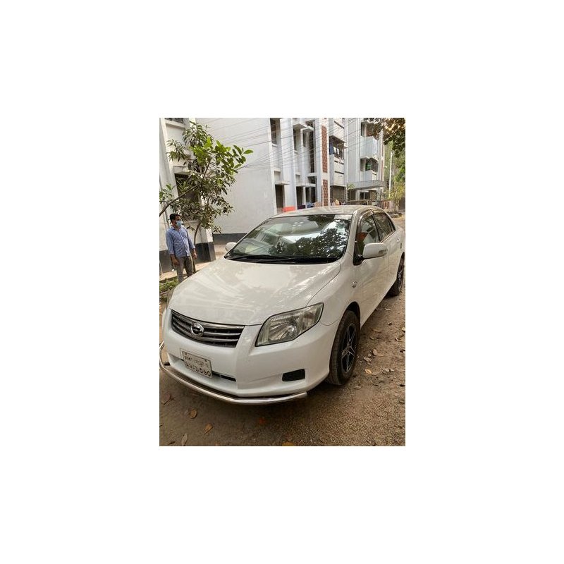 Toyota Axio 2010