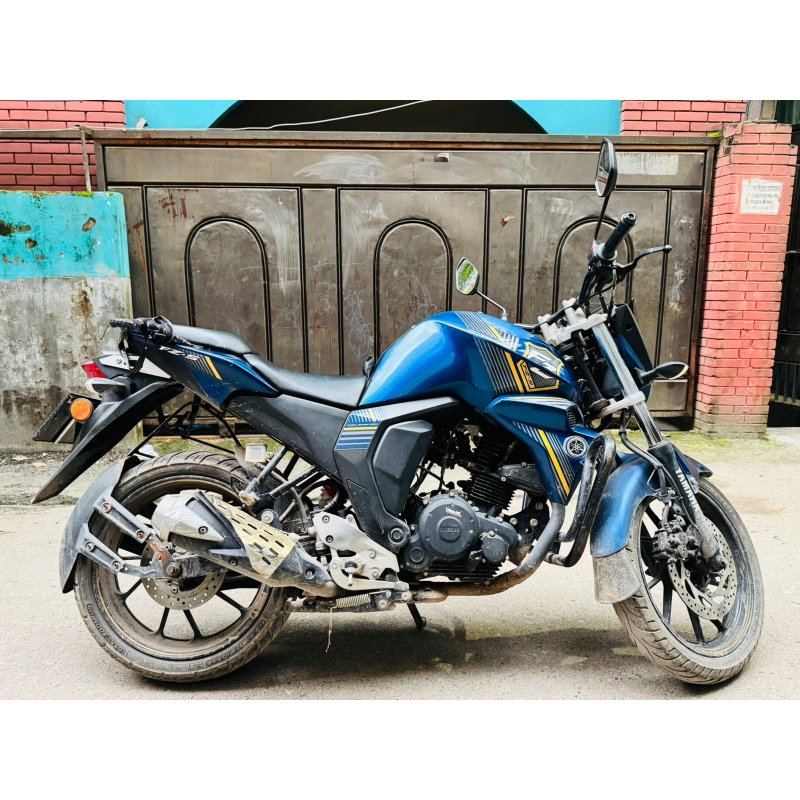 Yamaha FZS V2 2023
