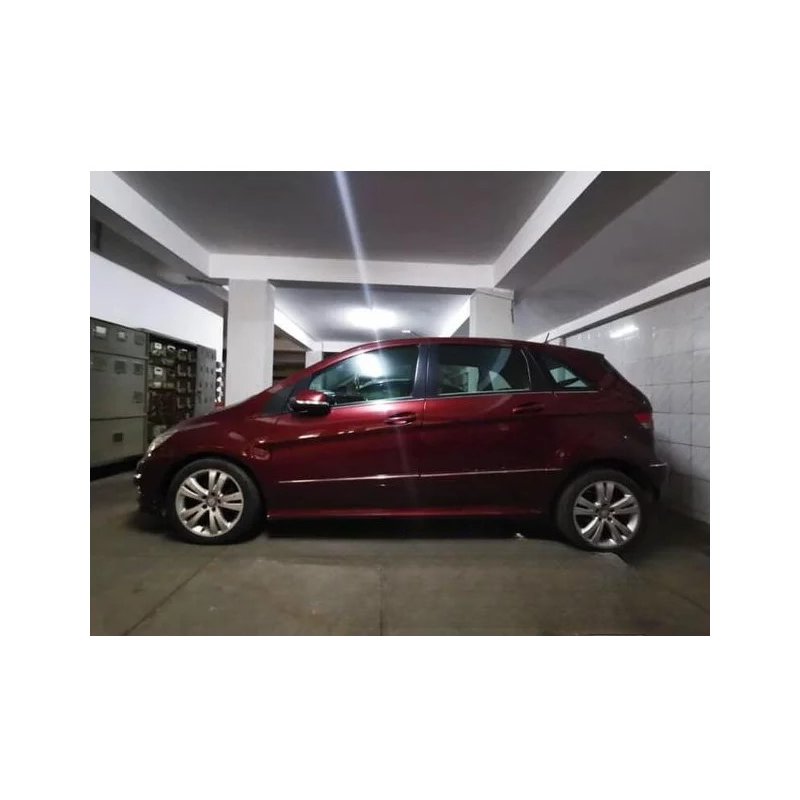 Mercedes-Benz B160 2010