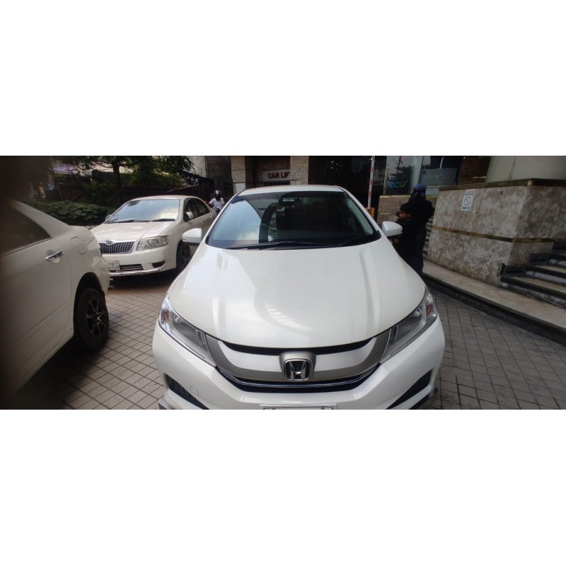 Honda Grace 2016