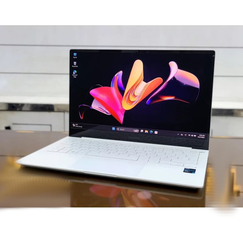 Samsung GalaxyBook Pro X360 Core i7-1165G7 AMOLED Touch