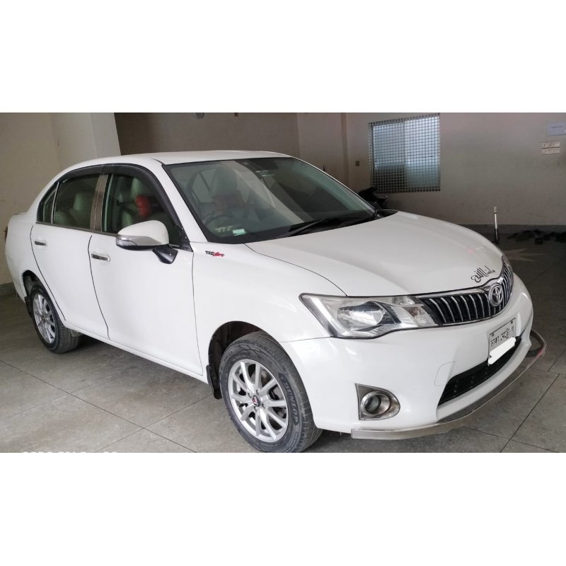 Toyota Axio 1500cc White 2014