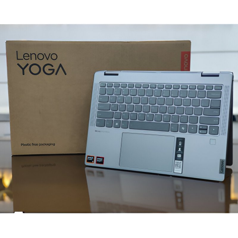 Lenovo Yoga 7 2-in-1 Ryzen 5 8640HS 8GB RAM