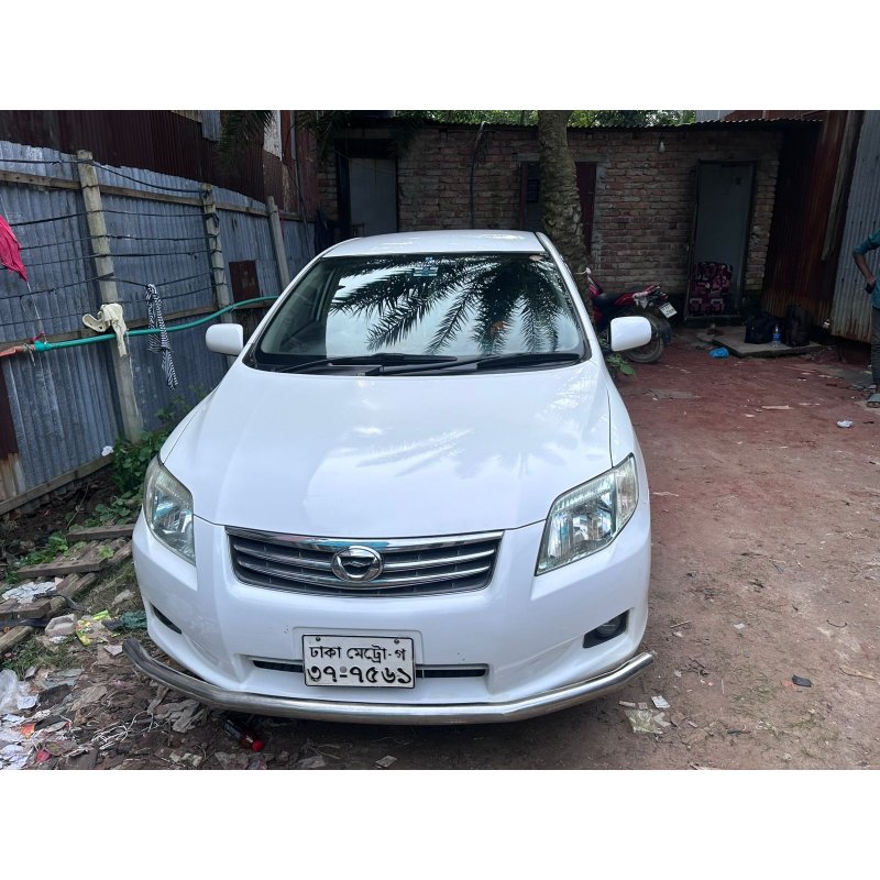 Toyota Axio White 2009