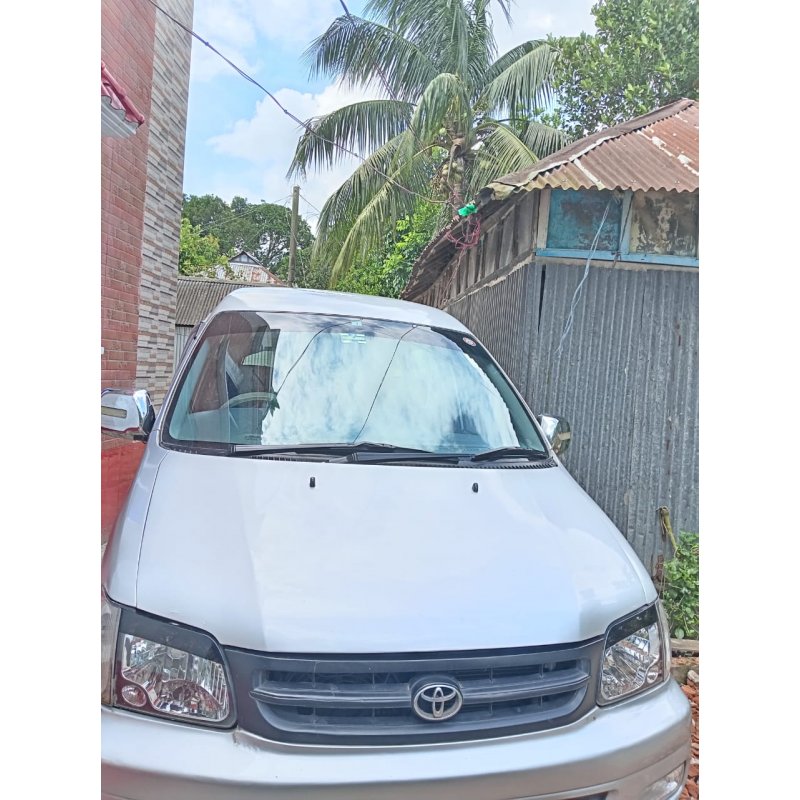 Toyota Noah KR42 1800cc  2003
