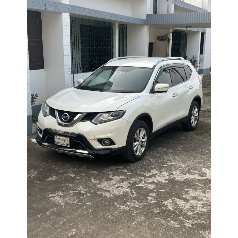 Nissan Xtrail 2000cc 2013 Nissan Xtrail 2000cc 2013