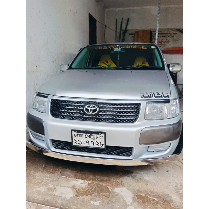 Toyota Probox 1500 CC 2004 Toyota Probox 1500 CC 2004