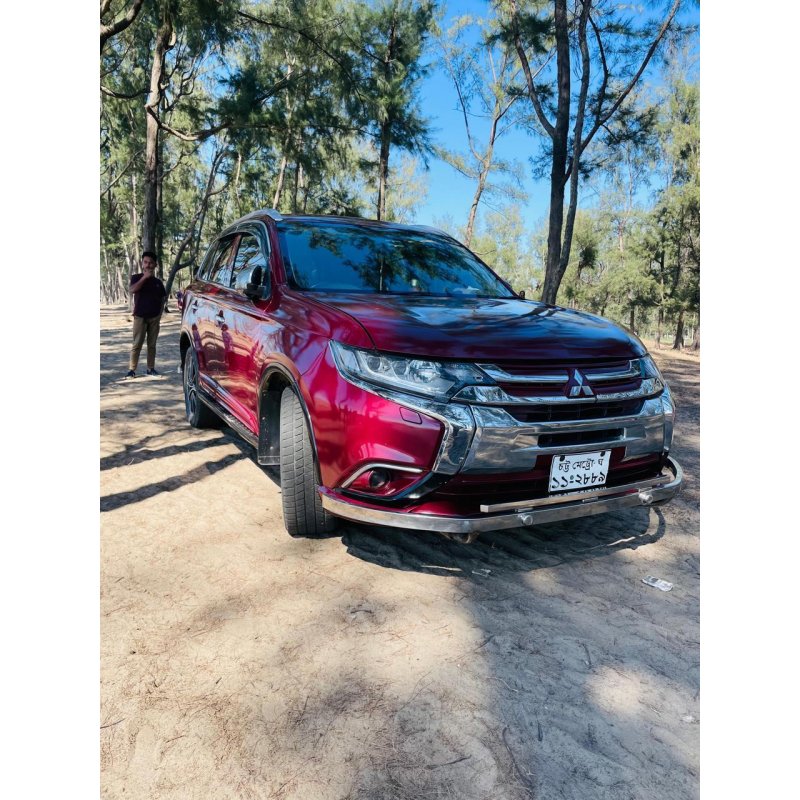 Mitsubishi Outlander 2000cc 2016
