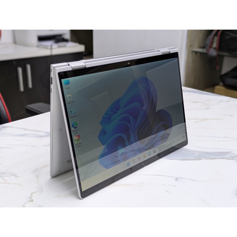 HP Elite X360 1040 G11 Core Ultra 5 135H 16GB RAM 14" Touch