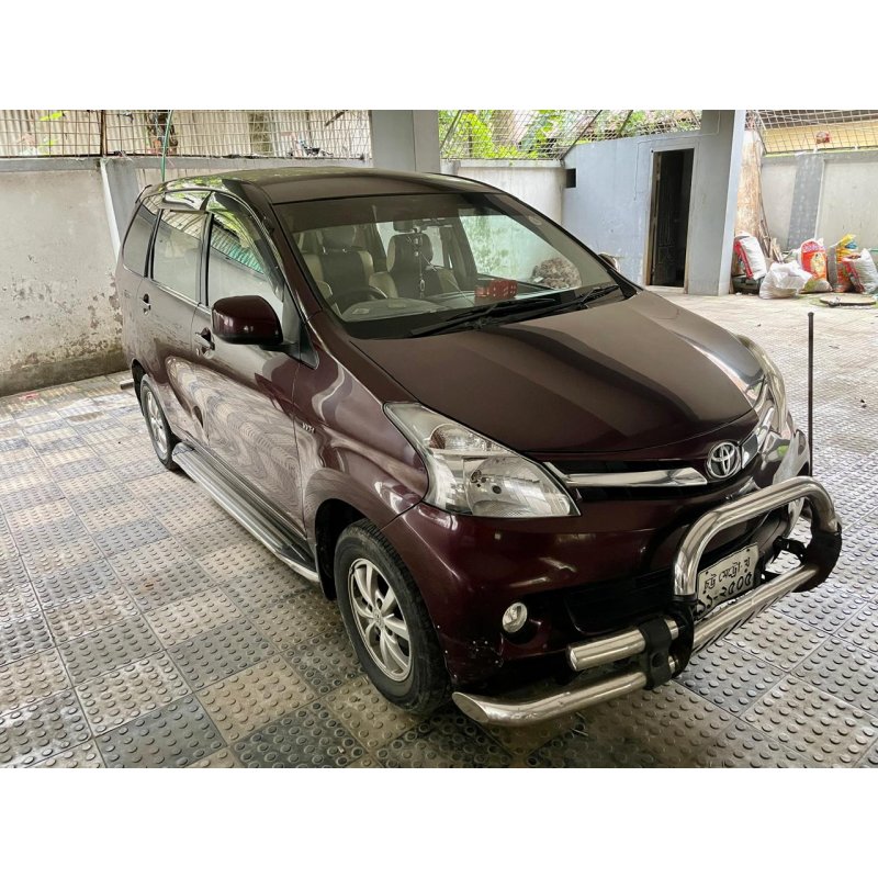 Toyota Avanza 1298cc 2015