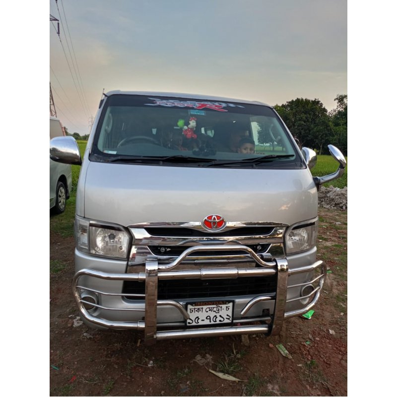 Toyota Hiace Super GL 2000cc 2009