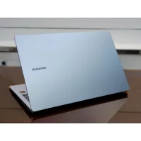 Samsung Galaxy Book4 Edge 15 Snapdragon X Plus 16GB 15.6" FHD Display