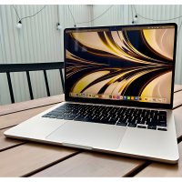 Apple MacBook Air M2 100% Battery Health