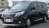 Toyoya Noah G Hybrid 2014 Black Color