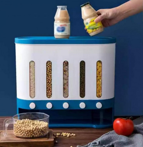 High Quality Wall Mounted Dry Food Dispenser