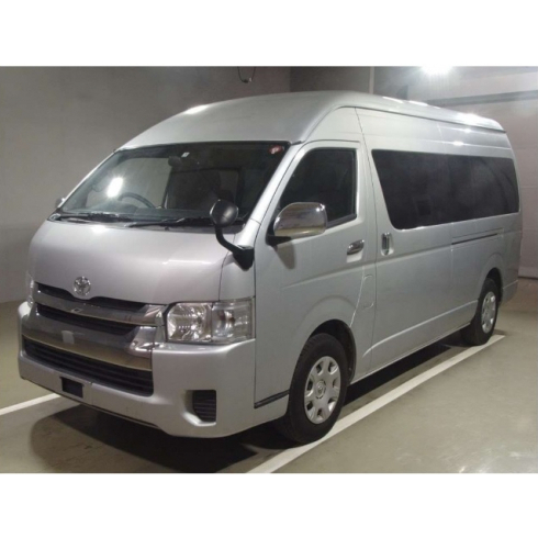 Toyota Hiace Grand Cabin 2017