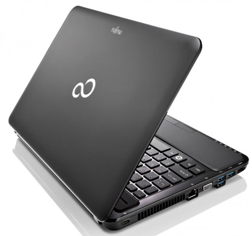 Fujitsu Lifebook LH532V i7 2GB Dedicated Graphics Laptop