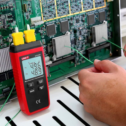 UNI-T UT320D Mini Contact Type Thermometer