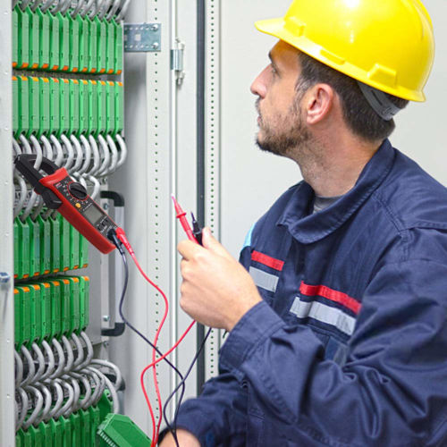 UNI-T UT202A+ 600A Auto Range Digital Clamp Meter