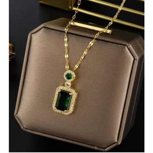 Gold Plated Green Pendant Necklace