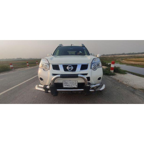 Nissan X-Trail 2012 Pearl Color