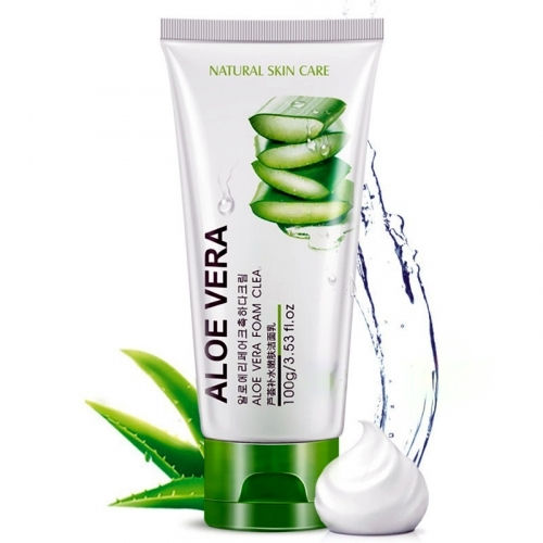 Uyuey Aloe Vera 99% Oil Control Soothing Cleanser