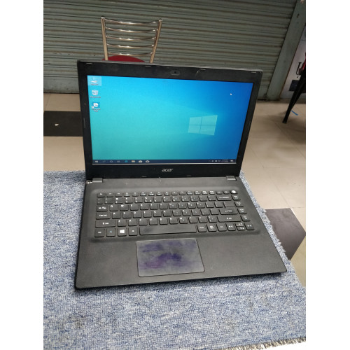 Acer Aspire E5-475 Core i3 6th Gen 8GB RAM Laptop