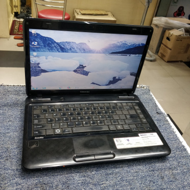 Toshiba Satellite L740 Core i3 2nd Generation Laptop