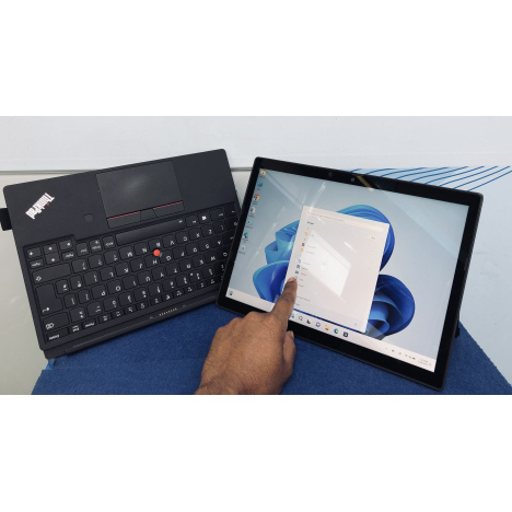 Lenovo ThinkPad X12 Detachable