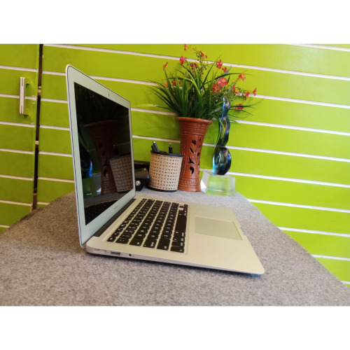 MacBook Air A1466 Core i7 Mid 2014