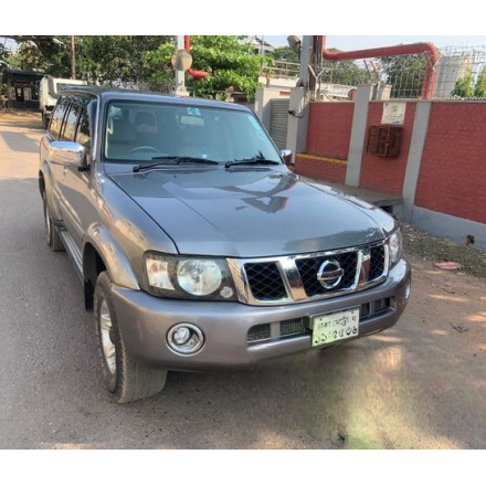 Nissan Patrol Y61 2004