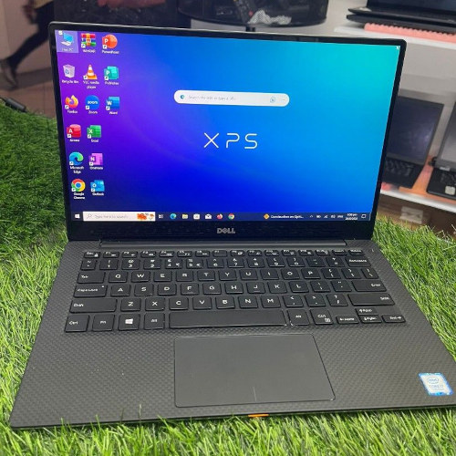 Dell XPS 13 9360 Core i7 7th Gen 512GB SSD Touch