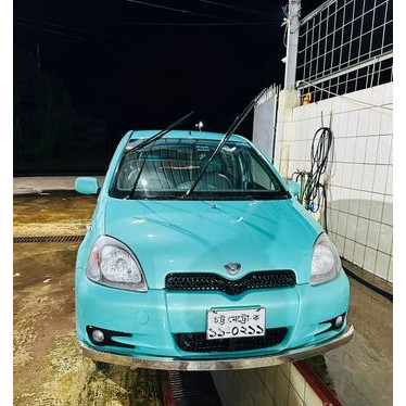 Toyota Vitz 2000