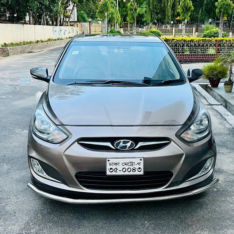 Hyundai Accent 2013