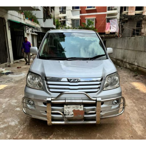 Toyota X Noah 2002 Gray