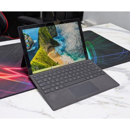 Microsoft Surface Pro 7+