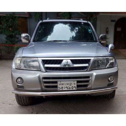 Mitsubishi Pajero V75W 2005