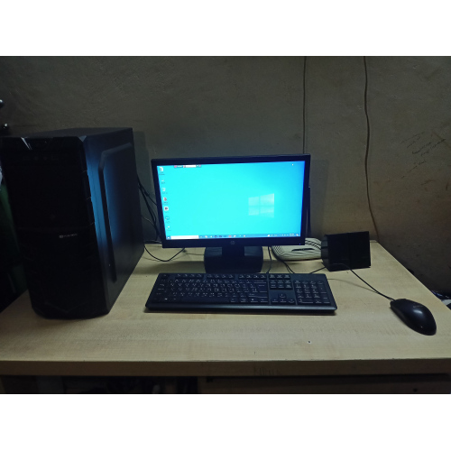 Desktop Core i3 4th Gen 8GB RAM 128GB SSD 17" LED PC