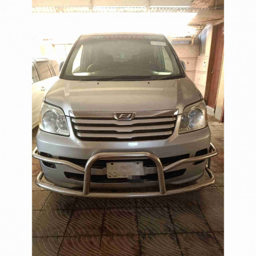 Toyota Noah X 2003 1800cc Grey