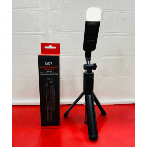 Q07 Foldable Mini Tripod & Selfi Stick with LED Light