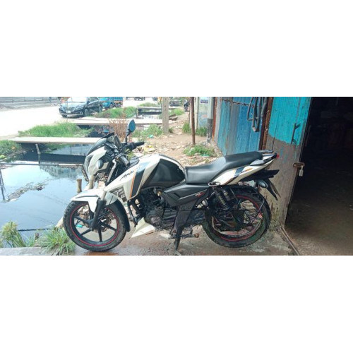 TVS Apache RTR 2015