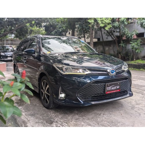 Toyota Corolla Fielder WXB Mica Blue 2019