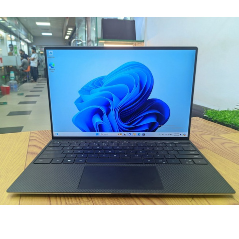 Dell XPS13 9300 Core i5 10 Gen Touch Screen