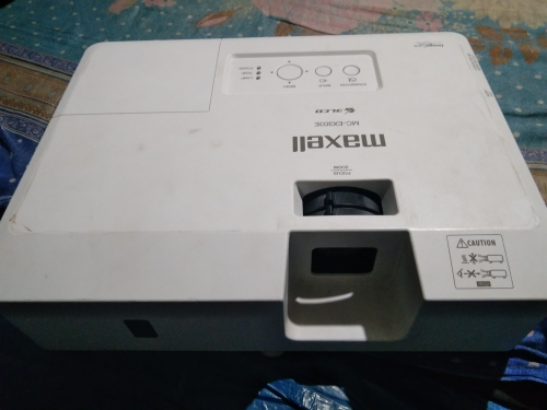 Maxell MC-EX303E 3300-Lumen XGA 3LCD Projector