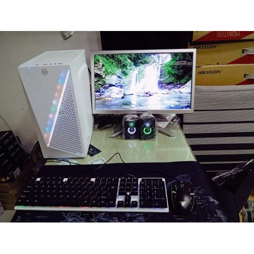 Gaming PC Core i5 6th Gen with 19" LED Monitor